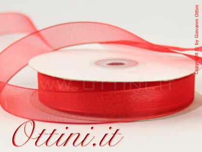 Rotolo da 50 mt di Nastro colore Rosso da 20mm in Organza Kristall di ottima qualità. Nastrino adatto per la confezione di bomboniere e allestimenti.
